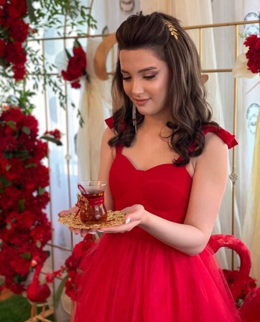 Gəncə terrorunda valideynlərini itirən Sevillə onu xilas edən nişanlısı danışdı - FOTOLAR