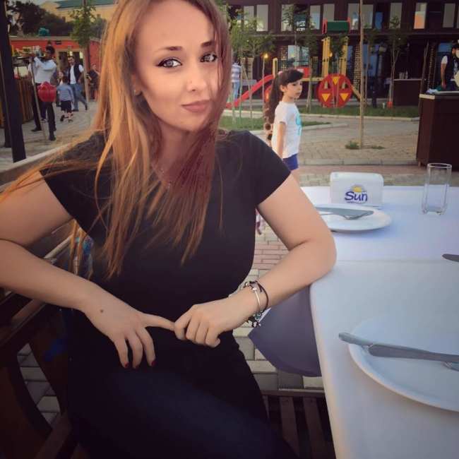 Əcnəbi ölkədə öldürülən azərbaycanlı qadınlar - SİYAHI+FOTOLAR