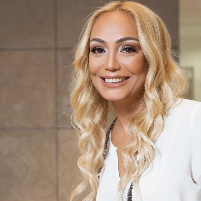 "Məzələnib videolarını çəkib paylaşırlar" – Nura aparıcılarımızı BİABIR ETDİ