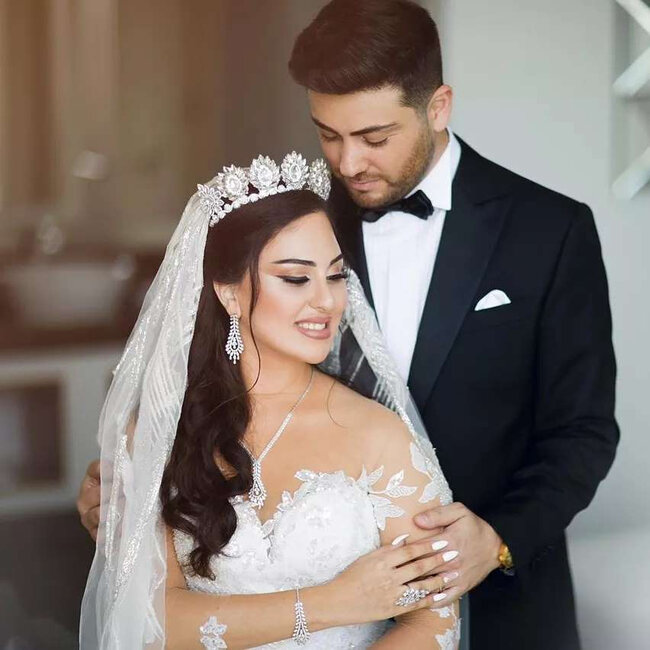 Nüşabə Ələsgərli qızının toy görüntülərini paylaşdı - FOTO