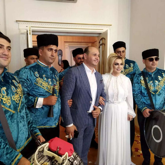 Nüşabə Ələsgərli qızının toy görüntülərini paylaşdı - FOTO