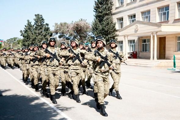 Vətən müharibəsi şəhidlərinin xatirəsinə həsr olunmuş abidə lövhəsinin açılışı olub - FOTO