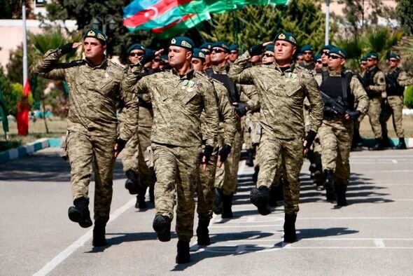 Vətən müharibəsi şəhidlərinin xatirəsinə həsr olunmuş abidə lövhəsinin açılışı olub - FOTO
