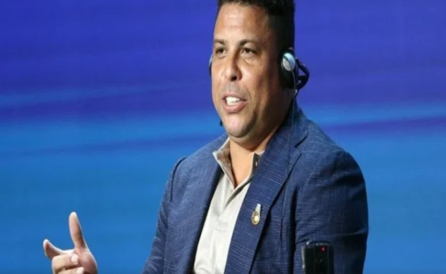 Ronaldo tarixin ən yaxşı 10 futbolçusunu AÇIQLADI