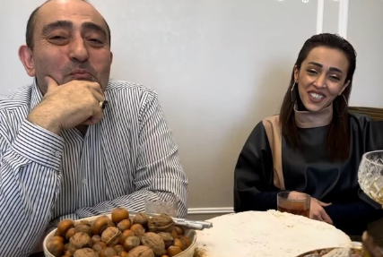 Azərbaycanlı müğənni: "Həyat yoldaşım məni boşasa ölərəm"