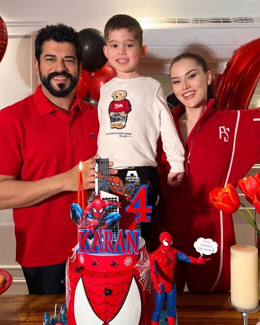 Oğlunun üzübağlı fotosunu paylaşdı, müzakirələrə səbəb oldu