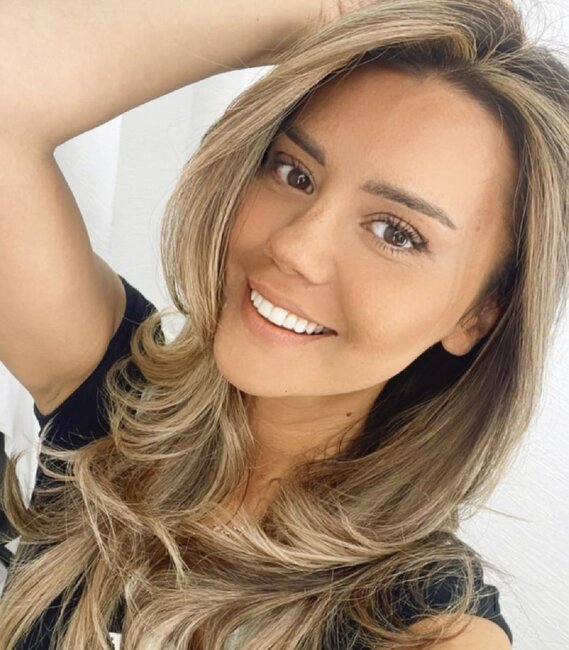 Oksana ilk dəfə imicini dəyişdi - FOTOLAR