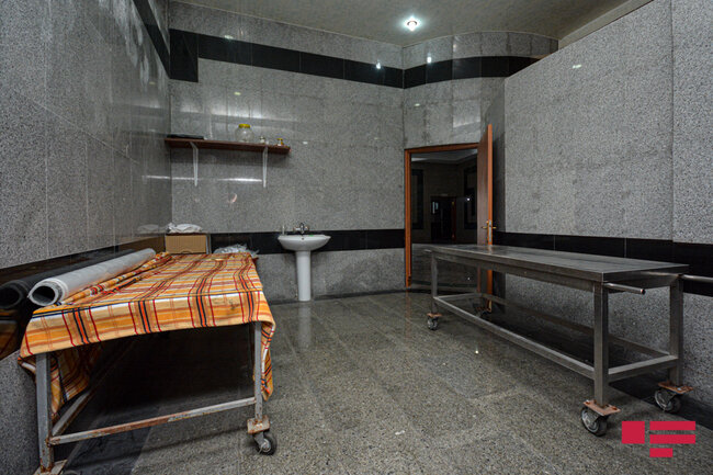 "Onu balıqlar yemişdi" - Məşhurları yuyan mürdəşir elə şeylər danışdı ki...