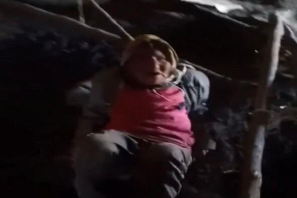 Ötən il zəncirlənən yaşlı qadının yeni görüntüləri - FOTO