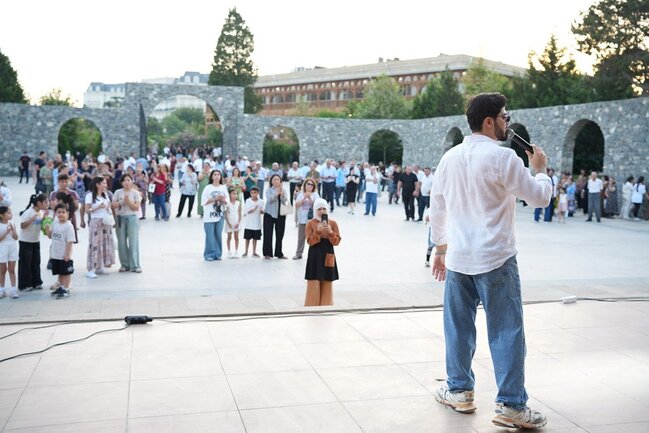 Paytaxtda axşam konsertləri keçirilir - Fotolar