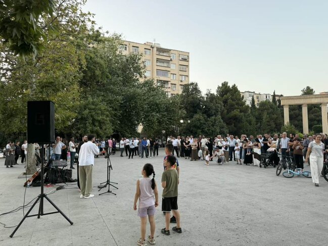 Paytaxtda axşam konsertləri keçirilir - Fotolar