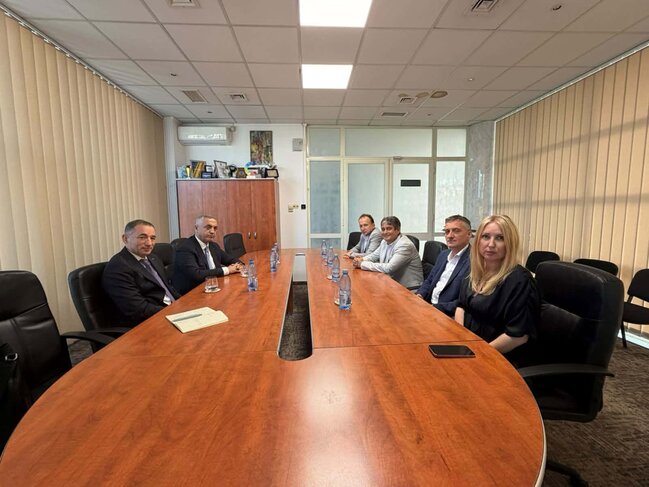 Elçin Yusubov Rumıniyada: Qarabağ şəhərləri ilə əməkdaşlığın genişləndirilməsi müzakirə edildi