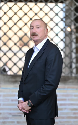 Azərbaycan ilə Özbəkistanın prezidentləri və birinci xanımları Buxaradakı "Poyi-Kalon" kompleksi ilə tanış olublar - FOTO - VİDEO