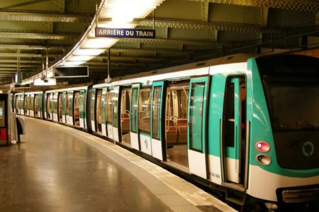 Parisdə metro xətləri işləmir