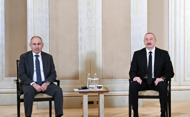 "Əbu-Dabi görüşü tərəflərin problemlərin həlli istiqamətində ata biləcəkləri mühim bir addım ola bilər" - Politoloq