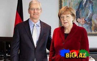 Apple rəhbəri Merkellə görüşdü