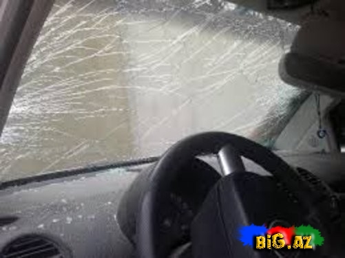 Sükan arxasında ürəyi tutdu, qəzaya düşdü