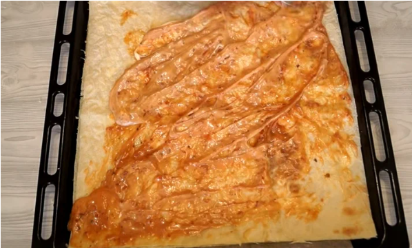 20 dəqiqəyə hazırlanan "lavaş pizza"