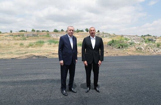 İlham Əliyev Ərdoğanı Füzuli rayonunda qarşılayıb - FOTOLAR