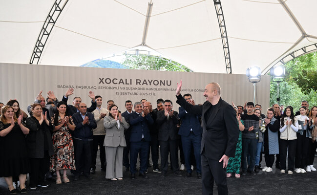 Prezident Xocalı sakinləri ilə görüşdü - Fotolar