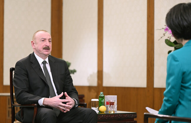 Prezident Pekində CGTN telekanalına müsahibə verdi - Fotolar