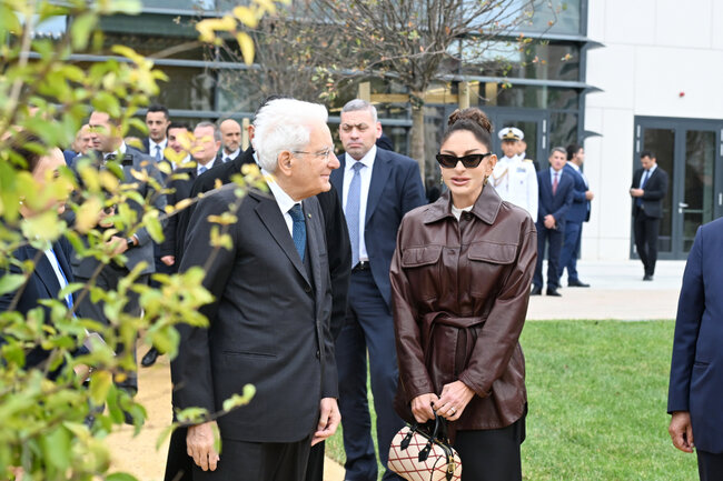 İlham Əliyev xanımı və İtaliya Prezidenti ilə açılışda - Fotolar