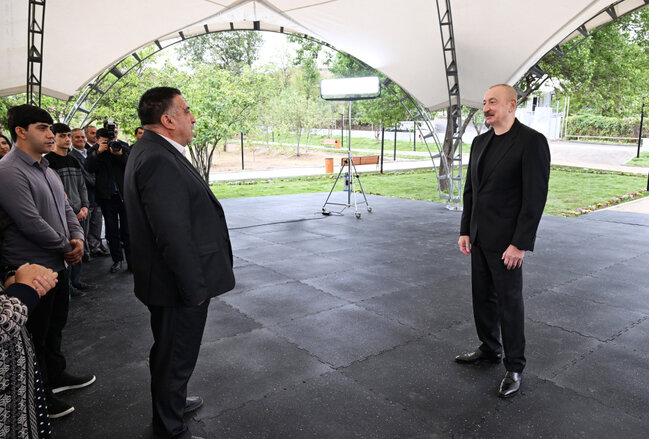 Prezident Xocalı sakinləri ilə görüşdü - Fotolar