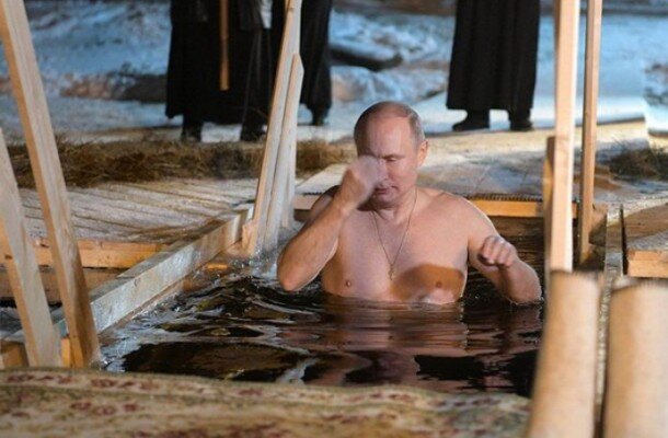 Putin bu səbəblə buzlu suya girdi