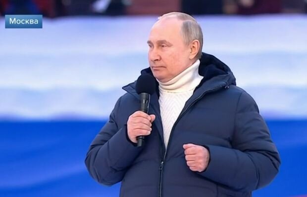 Putinin çıxışı yarıda kəsildi – VİDEO