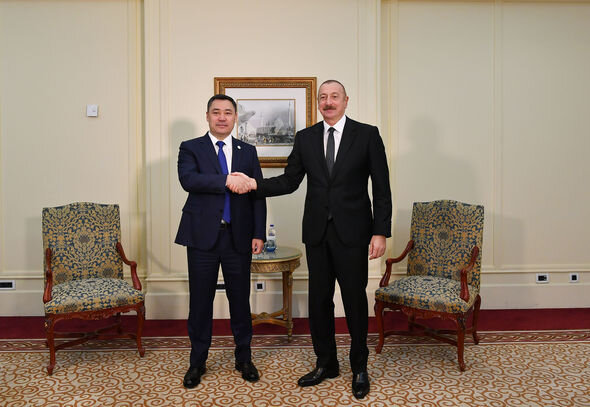 İlham Əliyev Qırğız Respublikasının Prezidenti ilə görüşdü - YENİLƏNİB - FOTO