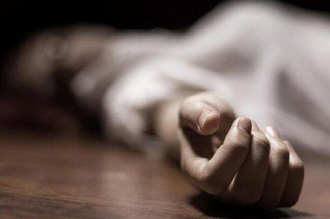 37 yaşlı aktrisa evində ölü tapıldı - FOTO