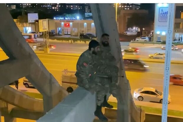 Özlərini qazi kimi təqdim edən şəxslər polis əməkdaşlarına xəsarət yetirməyə cəhd göstəriblər