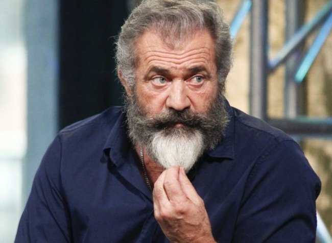 Mel Gibsonun özündən 26 yaş cavan sevgilisi — FOTOLAR