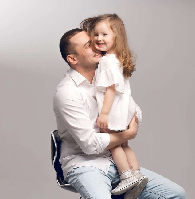 "Qızlarım 9-da işə gedib, 6-da evə qayıtsınlar"