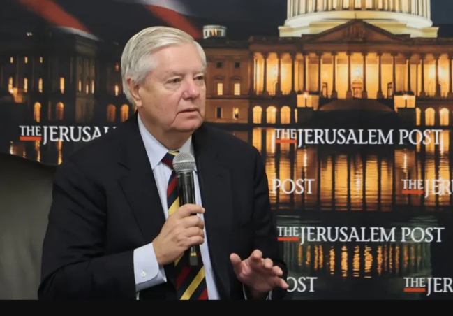 Lindsi Qrem: "İran rejimi etirazçıları öldürməyə davam edərsə, Tramp Xamneyini çərşənbə axşamı günü öldürəcək"