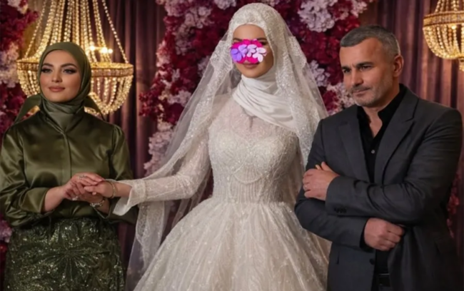 Qurban Qurbanov xanımı ilə tədbirdə - Foto