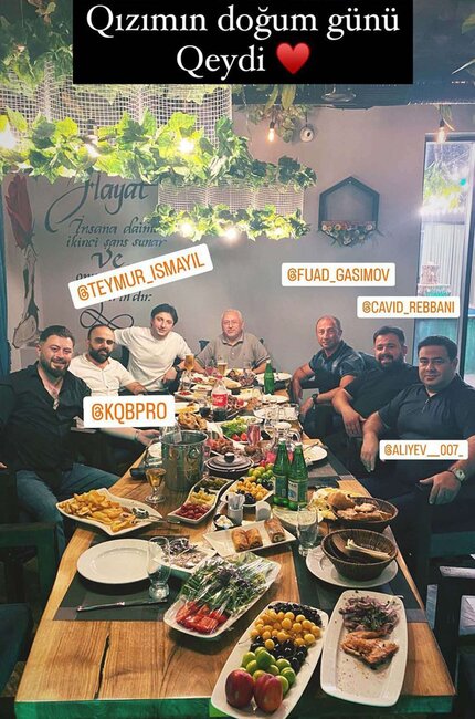 Qurd üçüncü dəfə ata oldu - FOTOLAR