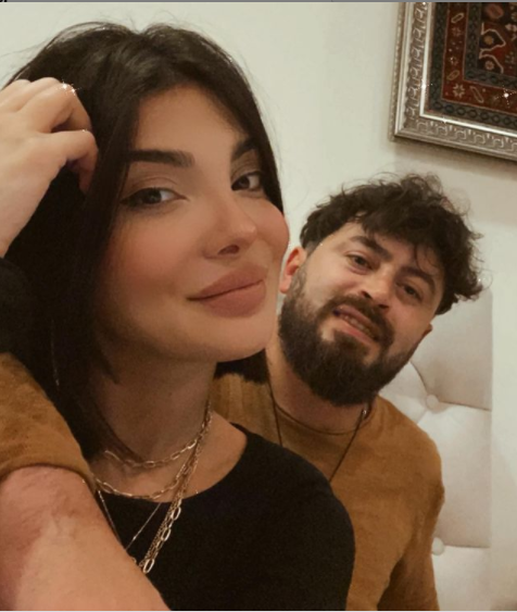 Qurdla nişanlısından SƏMİMİ FOTO