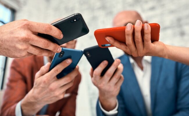 Telefonların qeydiyyat rüsumu azaldılır