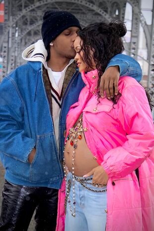 Rihanna hamilədir - Fotolar