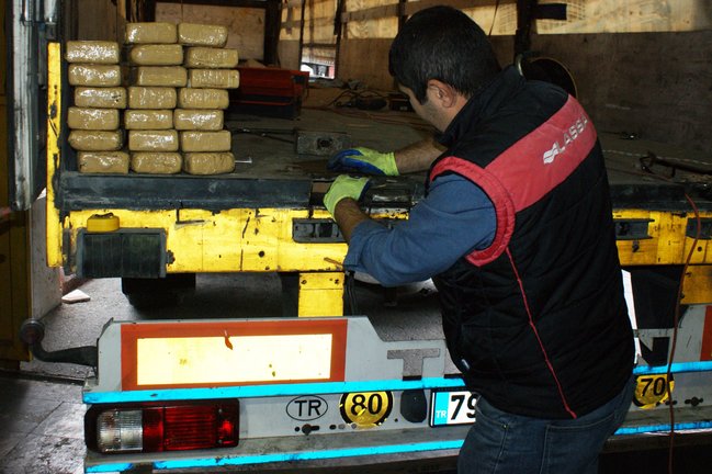 Koroğlu Culfa gömrüyündə 105 kq heroinlə tutuldu - FOTOLAR