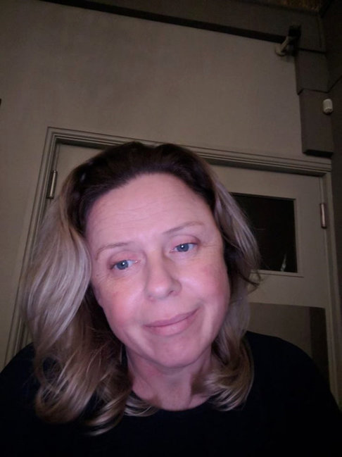 Bankda işləməkdən imtina edərək ruh ovçusu oldu - FOTOLAR