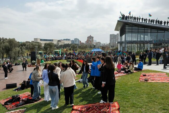 Paytaxtda möhtəşəm Novruz şənliyi