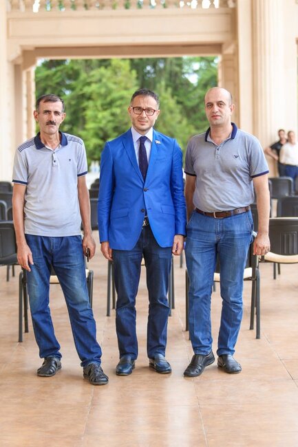 Deputat təhsil işçiləri ilə görüşdü - FOTO