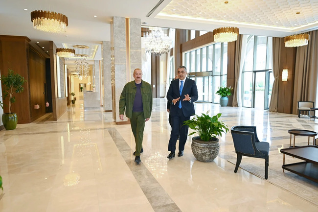 Prezident İlham Əliyev "Xankəndi" hotelinin açılışında iştirak edib