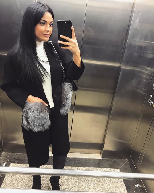 Cazibədar aparıcıdan YENİ FOTOLAR
