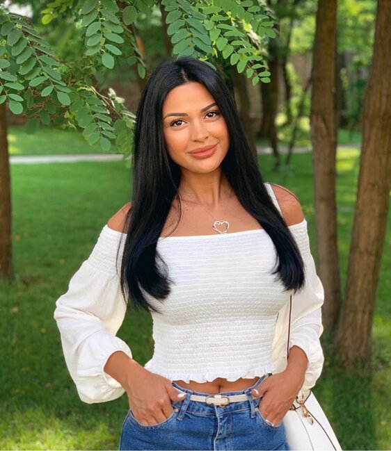 Azərbaycanın sosial şəbəkədə fenomen olan ən gözəl qızları - FOTOLAR