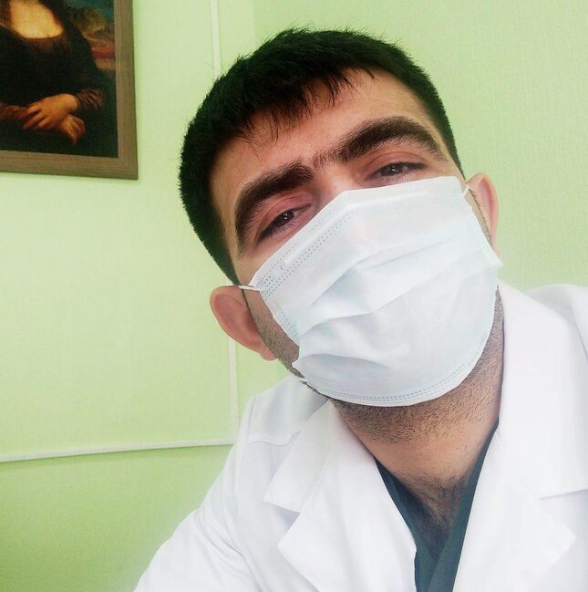 Azərbaycanlı həkim koronavirusa yoluxdu - FOTO