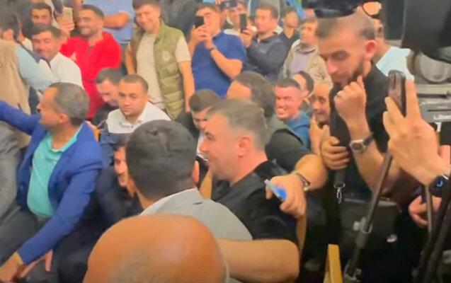 Rəşad Dağlı oğlunun toyunda meyxana dedi - VİDEO