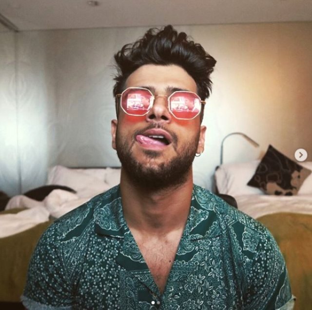 Məşhur "Youtuber"in 3 MİLYONLUQ AVTOMOBİLİ – FOTO